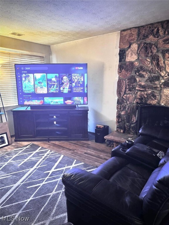 7060 Bristlewood Dr unit 3D, Painesville, OH 44077 - photo 3