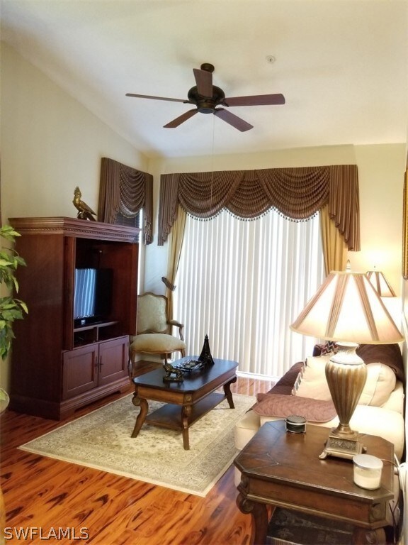 1130 Reserve Way unit 3-202, Naples, FL 34105 - photo 7