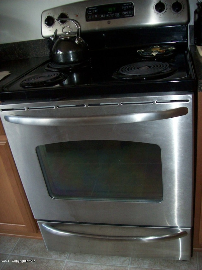 233 Patterson Walk, Easton, PA 18040 - photo 3