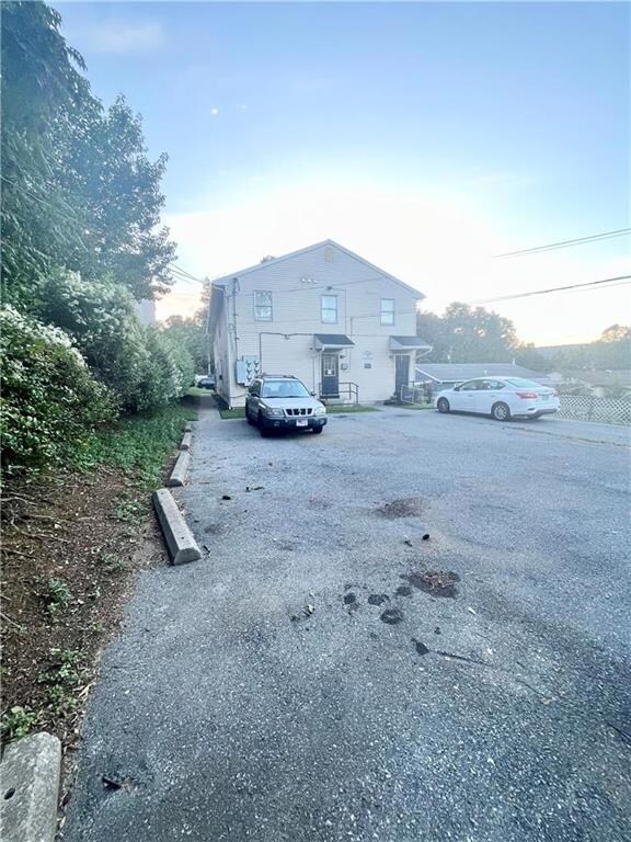 1112 S 7th St unit 1, Allentown, PA 18103 - photo 2