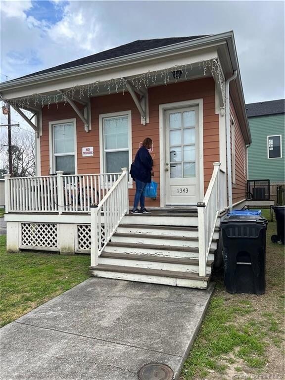 1343 Bartholomew St, New Orleans, LA 70117 - photo 2