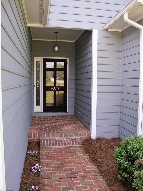 4212 Chilton Way, High Point, NC 27265 - photo 4