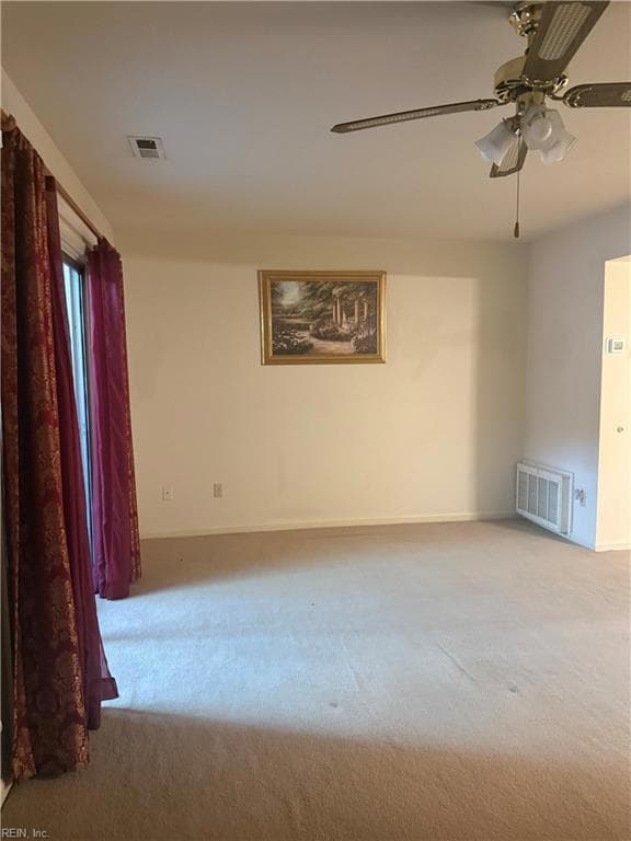 381 Circuit Ln unit D, Newport News, VA 23608 - photo 5