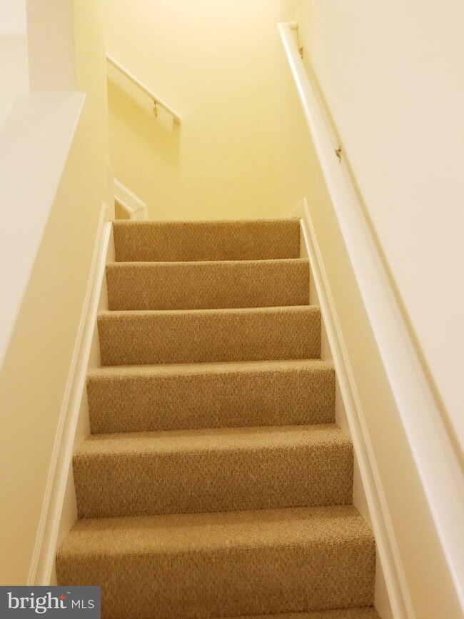 16606 Eldbridge Ln, Bowie, MD 20716 - photo 3