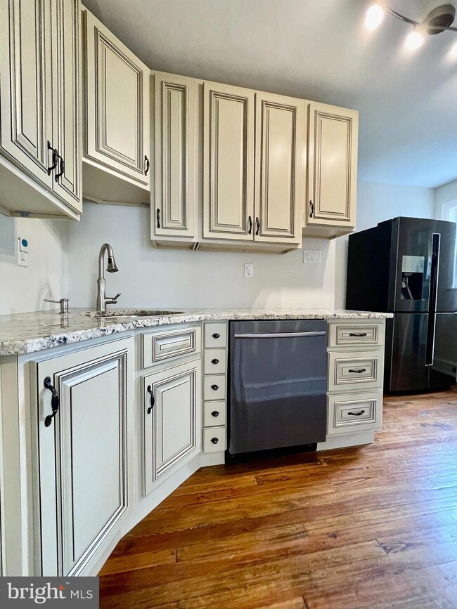 134 Saint Pauls Rd, Ardmore, PA 19003 - photo 7