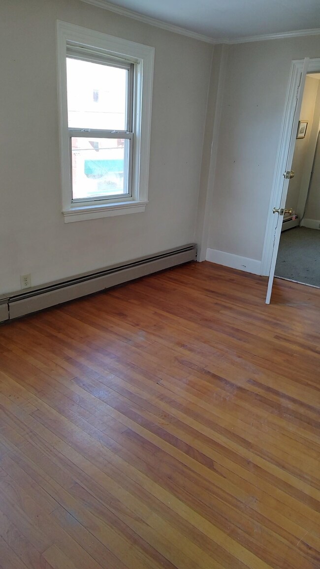 22 Central St unit 3, Lisbon, NH 03585 - photo 2