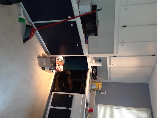 24 Jasper St, Kitchen 2