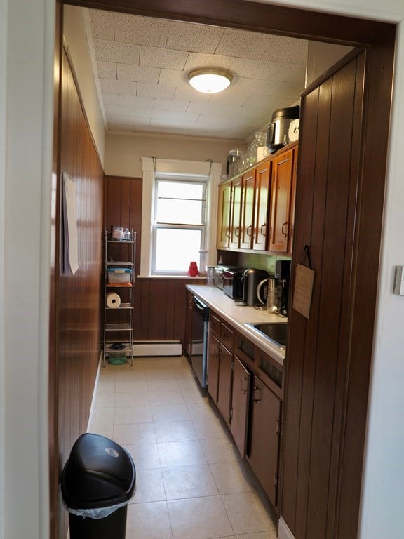 19 Dustin St unit 2, Worcester, MA 01604 - photo 7