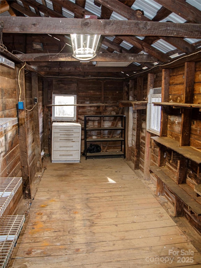 Extra Room in garage