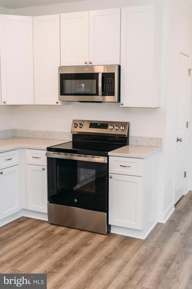 380 Broadview Ave unit 6, Warrenton, VA 20186 - photo 5