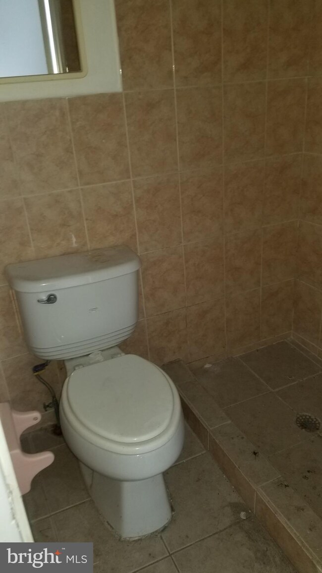 133 Westdale Rd, Upper Darby, PA 19082 - photo 6