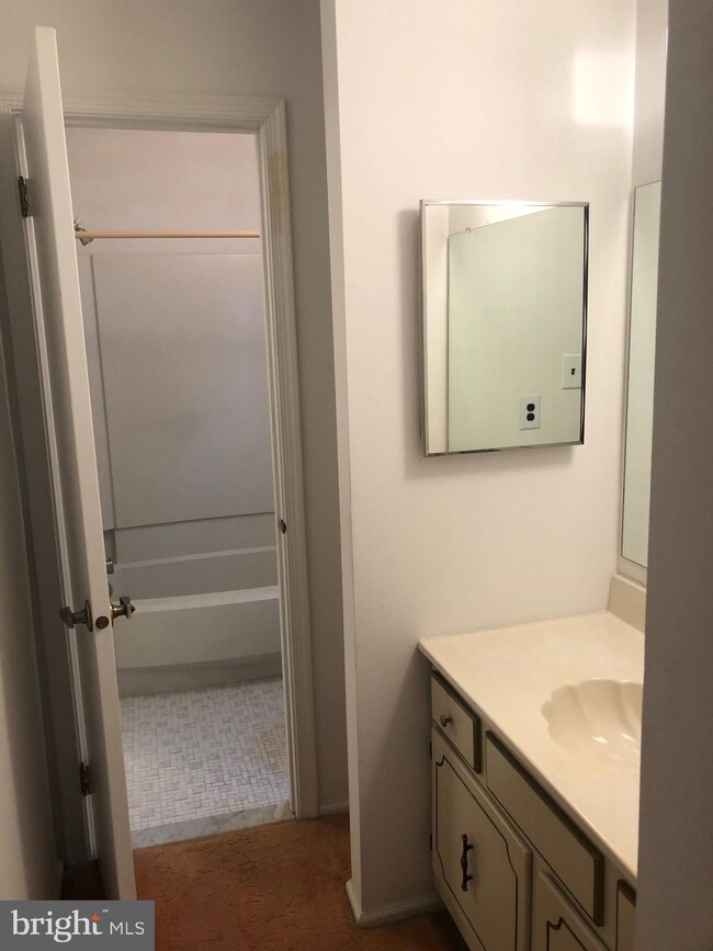 40 Knollwood Dr, Woodbury, NJ 08096 - photo 6