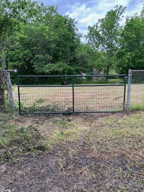 Drive through gate