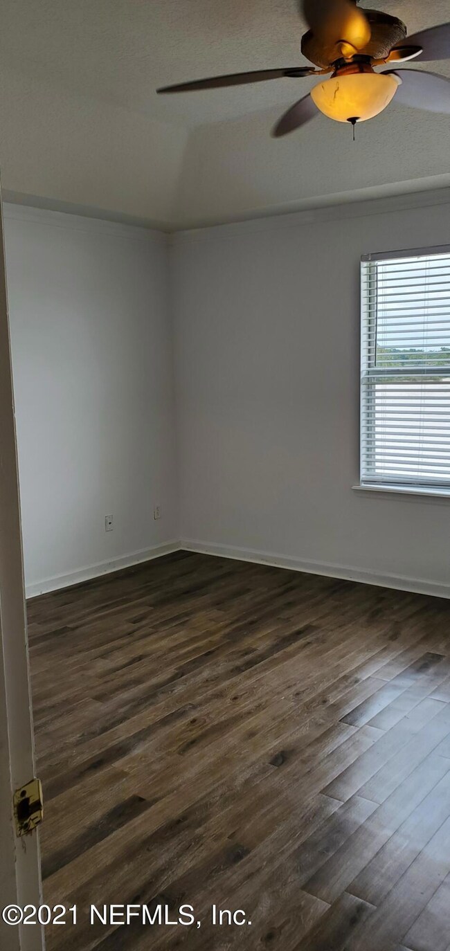 8850 Shell Island Dr, Jacksonville, FL 32216 - photo 5