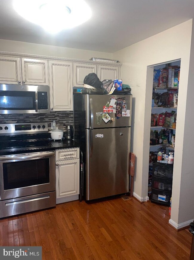 1109 Adeline Way, Capitol Heights, MD 20743 - photo 2