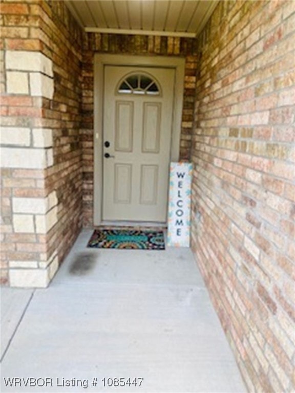 2229 Regency Ln, Barling, AR 72923 - photo 3