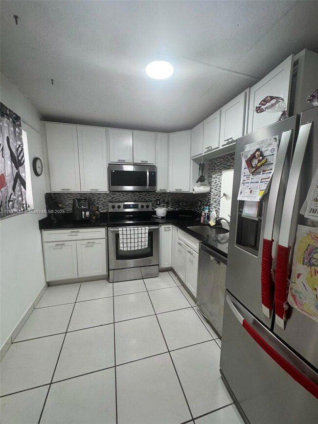 Country Lane Condominiums unit 206, Hialeah, FL 33015 - photo 6