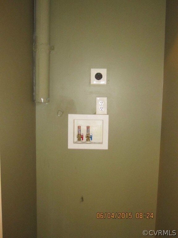 232 Patriots Village Dr unit 1, West Point, VA 23181 - photo 5