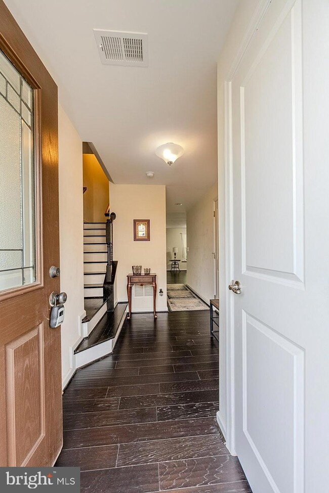 10793 Hinton Way, Manassas, VA 20112 - photo 7