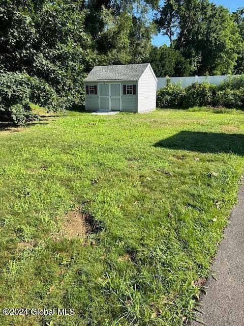 3 Brian Ct, Troy, NY 12182 - photo 5