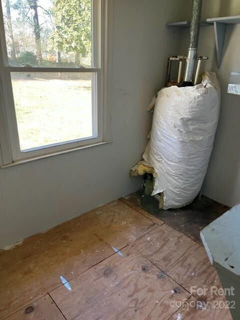 1013 Hunter St, Statesville, NC 28677 - photo 3