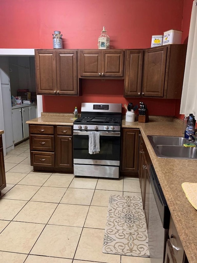 2122 Locust St, Texarkana, AR 71854 - photo 2