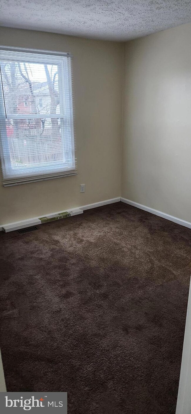 3704 Masthead Trail, Triangle, VA 22172 - photo 2