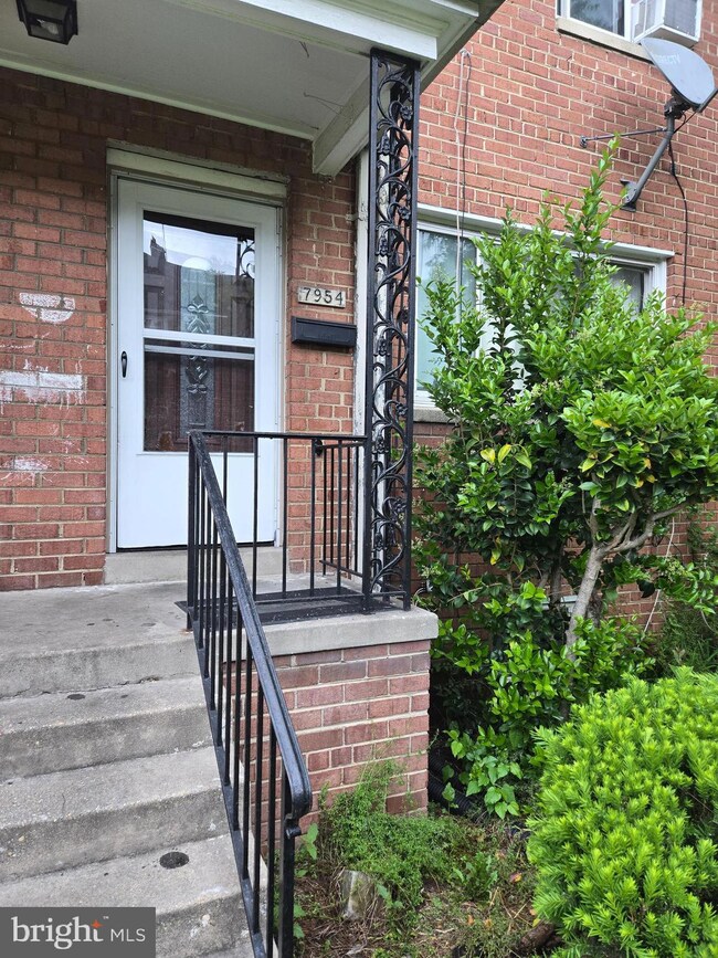 7954 Riggs Rd, Hyattsville, MD 20783 - photo 3