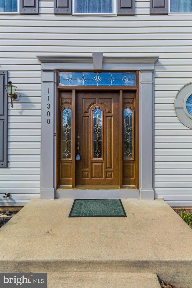 11300 Snowden Pond Rd, Laurel, MD 20708 - photo 4