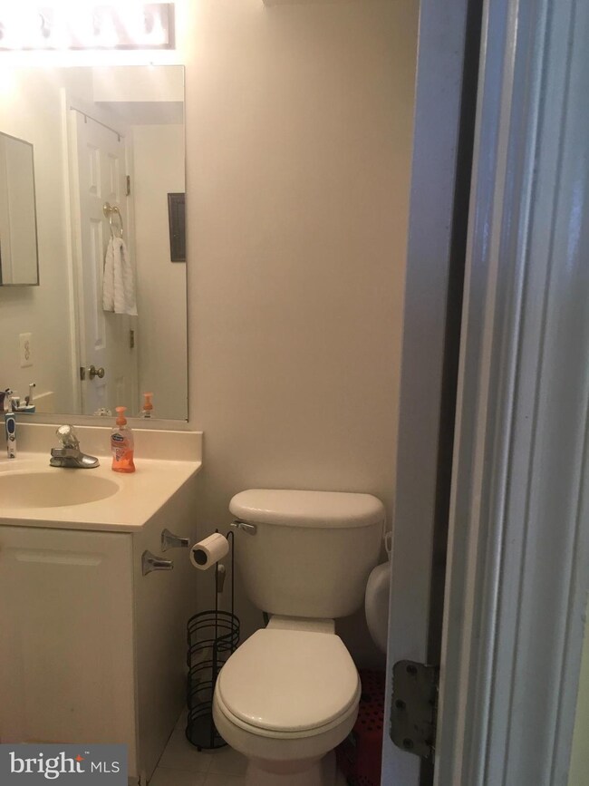 3844 Eaves Ln, Bowie, MD 20716 - photo 6