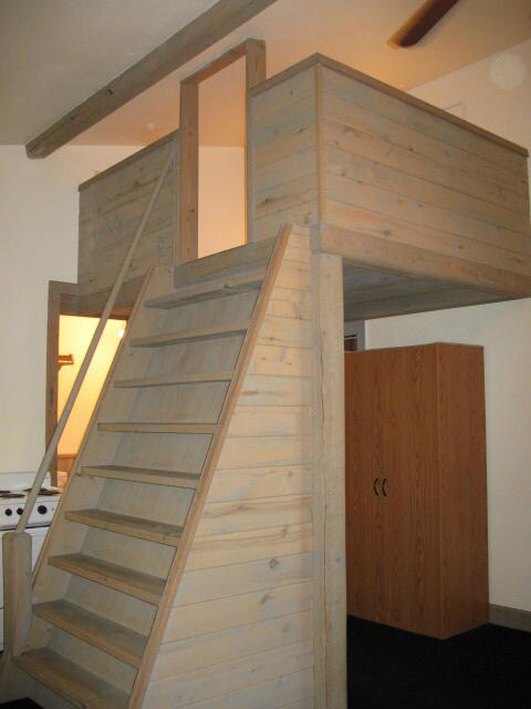 Tomboy Condo 002