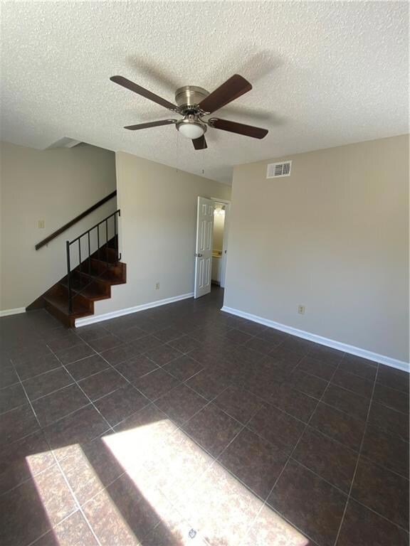209 211 213 Meadows Dr, Destrehan, LA 70047 - photo 2