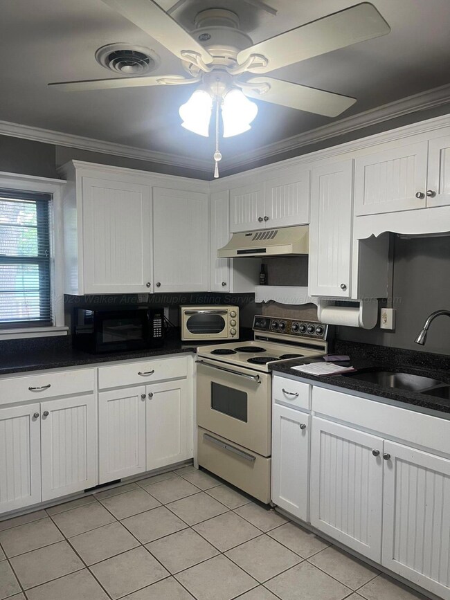 700 kitchen