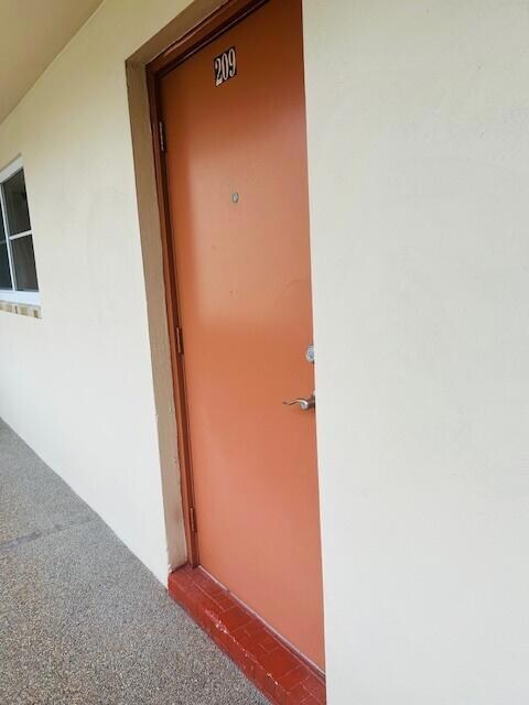 8000 Sunrise Lakes Dr N unit 209, Sunrise, FL 33322 - photo 3