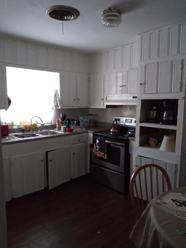 1805 Anthony Rd7