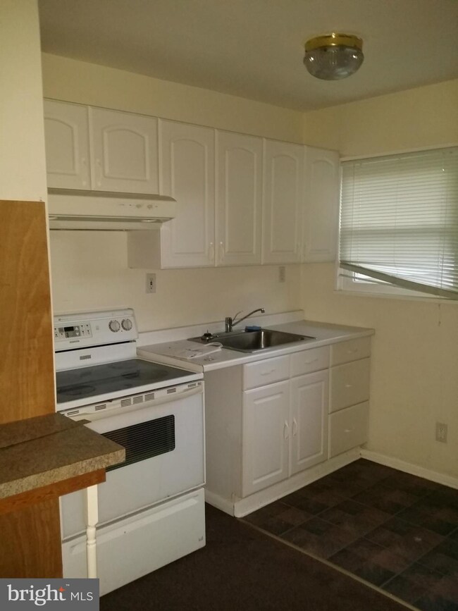 11 Oak Ct, Annapolis, MD 21401 - photo 7