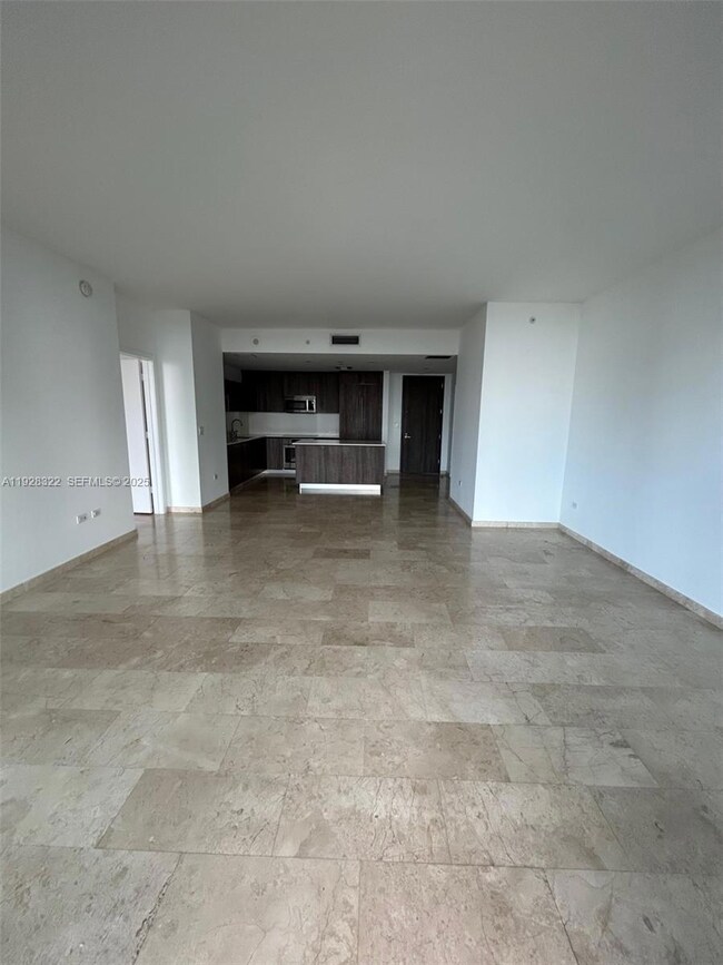 Reach Brickell City Centre unit 3008, Miami, FL 33131 - photo 3