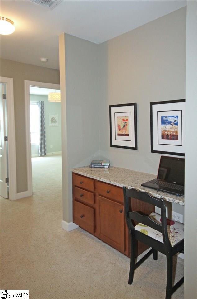 303 Summitbluff Dr, Greenville, SC 29617 - photo 7