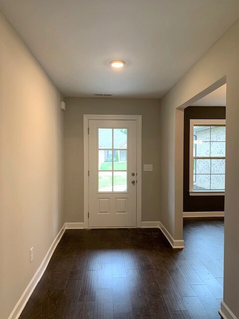 535 Preserve Cir, Manchester, TN 37355 - photo 3