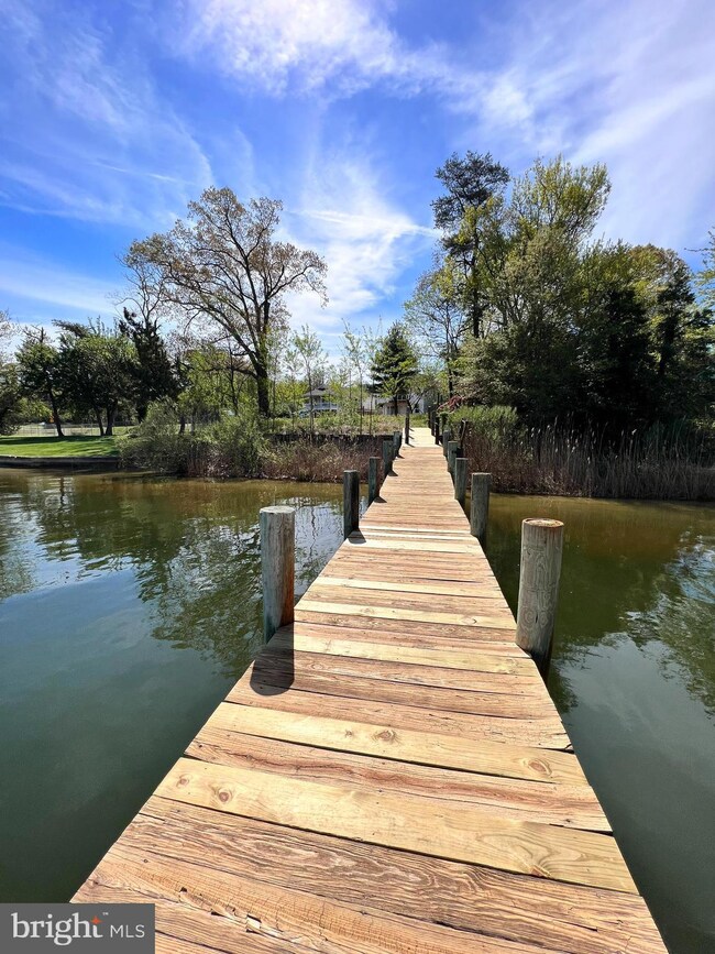 13370 Rousby Hall Rd, Lusby, MD 20657 - photo 5