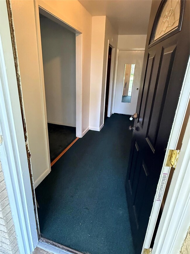 Corridor with carpet