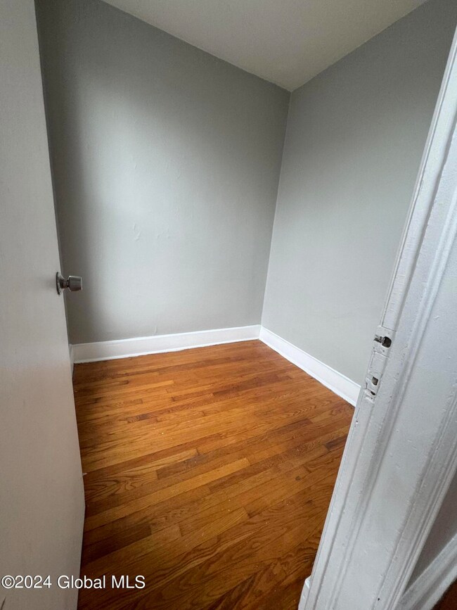 166 2nd St unit 3, Albany, NY 12210 - photo 5