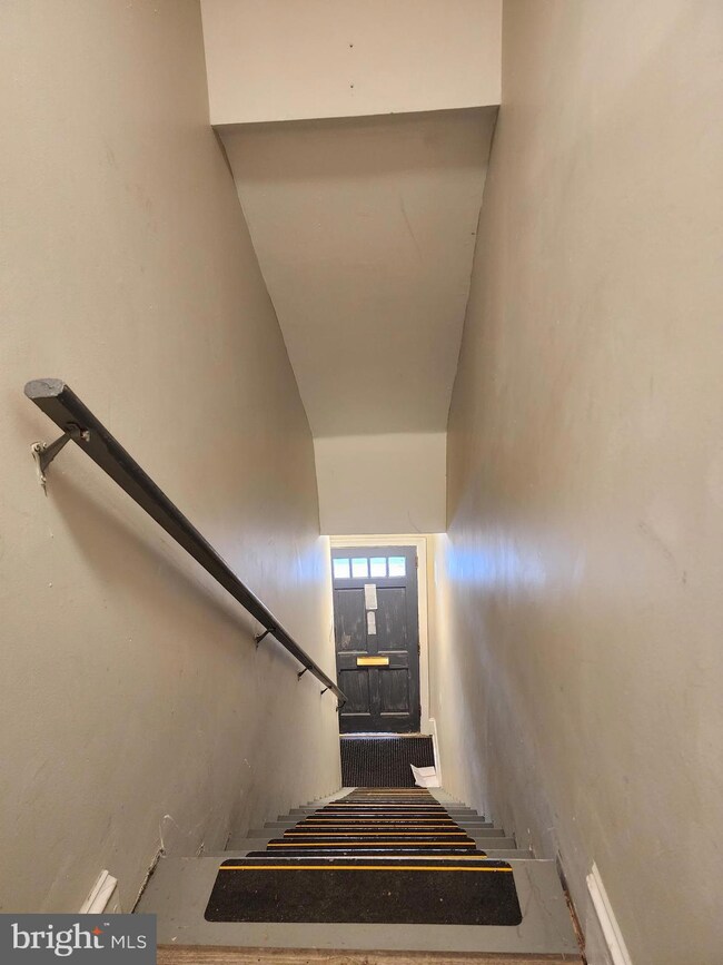 804 N Van Buren St unit 3, Wilmington, DE 19806 - photo 4