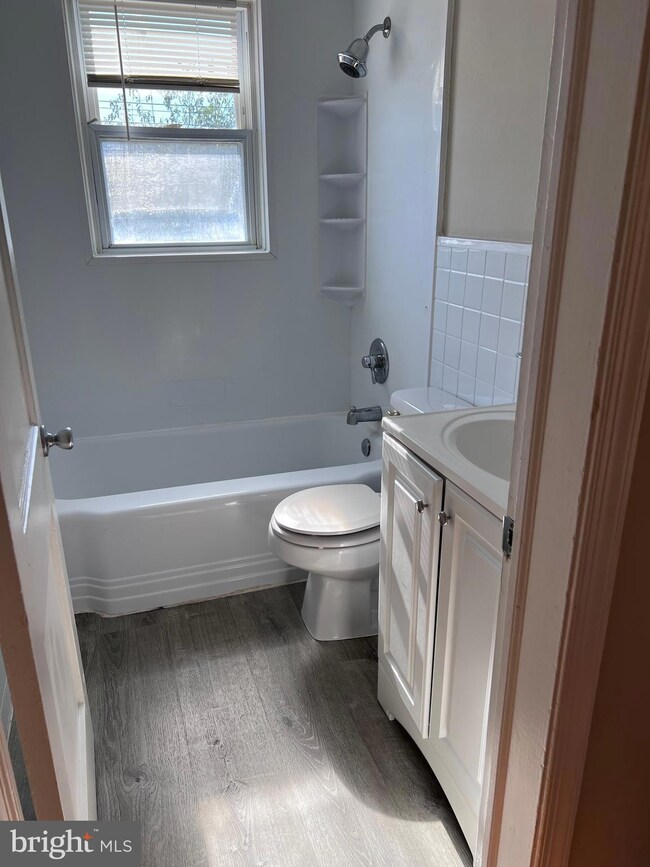 2160 Redthorn Rd, Middle River, MD 21220 - photo 6