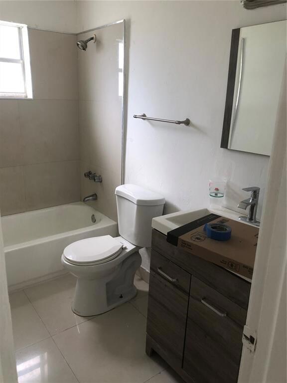 839 NW 14th Way unit 1, Fort Lauderdale, FL 33311 - photo 6