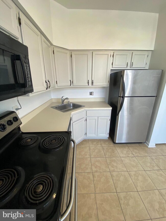 8913 Rusland Ct, Fort Washington, MD 20744 - photo 6