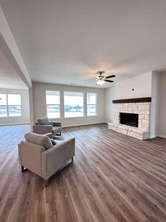 123 Hillock Ct, Decatur, TX 76234 - photo 3