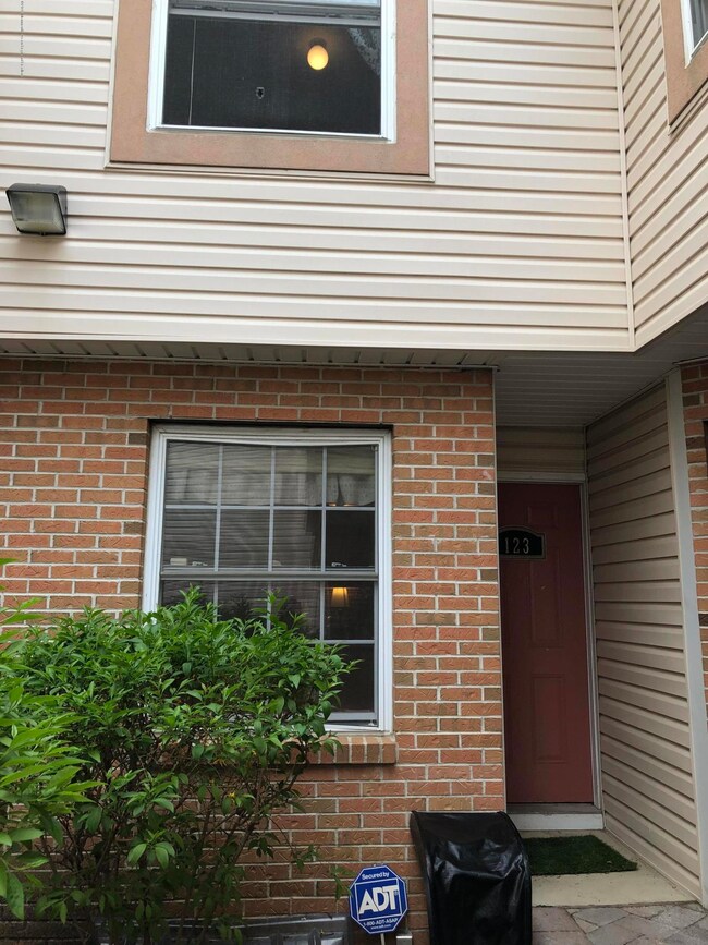 123 Adamecs Way unit 24, South Amboy, NJ 08879 - photo 3