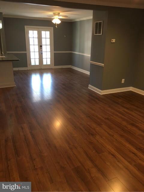 1109 Wildwood Pkwy, Baltimore, MD 21229 - photo 5