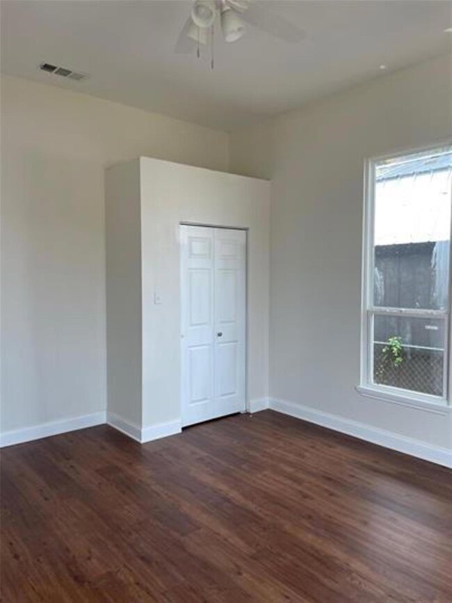 710 W Owings St, Denison, TX 75020 - photo 7